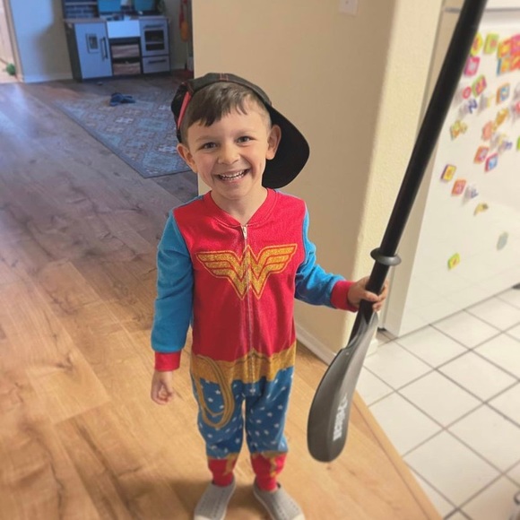 Meet your Posher, Josh - Picture 4 of 5